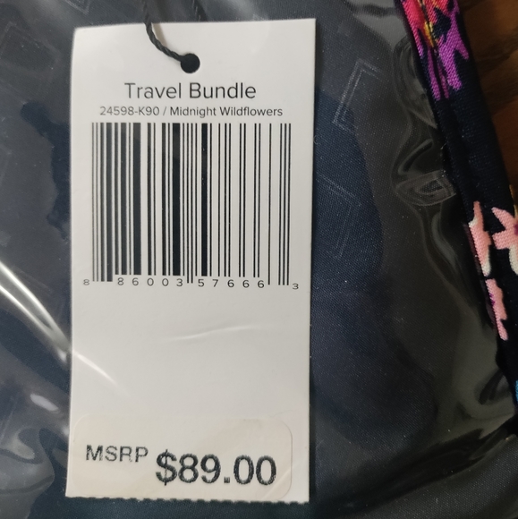 NWT Vera Bradley Travel Bundle in Midnight Wildflowers pattern - Picture 8 of 10